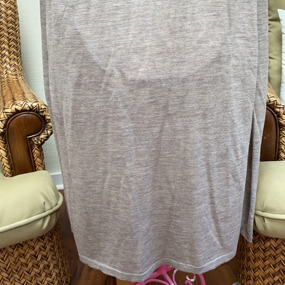 Tahari Beautiful long merino wool XS vest - Picture 11 of 11